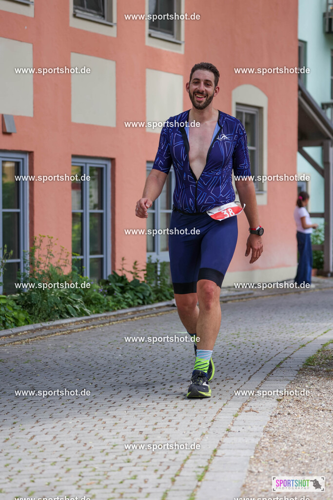 KSZ_6890 | Stadttriathlon Erding 2025. #yourpictrs #sportshot_your_pictrs @Sportshotphotography #stadttriathlonerding Copyright: www.sportshot.de