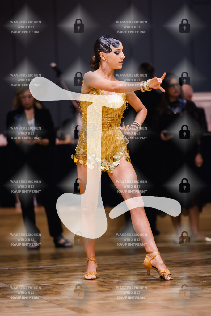 GOC 2025 - WDSF Solo Junior II Latin Female - 2025-08-21-8061 | Webshop for digital downloads and prints of dance sport, event & show photographer Julian Link - Realisiert mit Pictrs.com