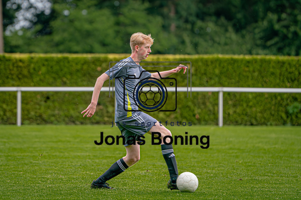 MEISTERVILABÜ0006 | jns.sportfotos - Realisiert mit Pictrs.com