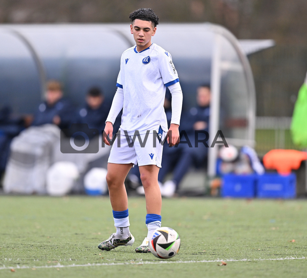 Fussball I Herren I Saison 2025-2026 I Bundesliga I 6. Spieltag I Eintracht Frankfurt - FC Bayern München  | MWMARA - Realisiert mit Pictrs.com