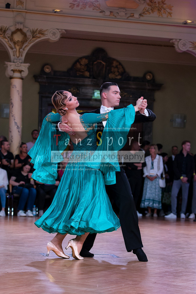 20240706_WDSF_RS_Std_9663 | Tanzsportbilder, Standardtanz, Lateintanz, WDSF, DTV, LTVB, dancecomp, goc, hessen tanzt, blaues band der spree, walzer, tango, wiener walzer, slowfox, quickstepp, samba, rumba, cha-cha-cha, paso doble. jive, hd-kroft photography, turniertanzsport