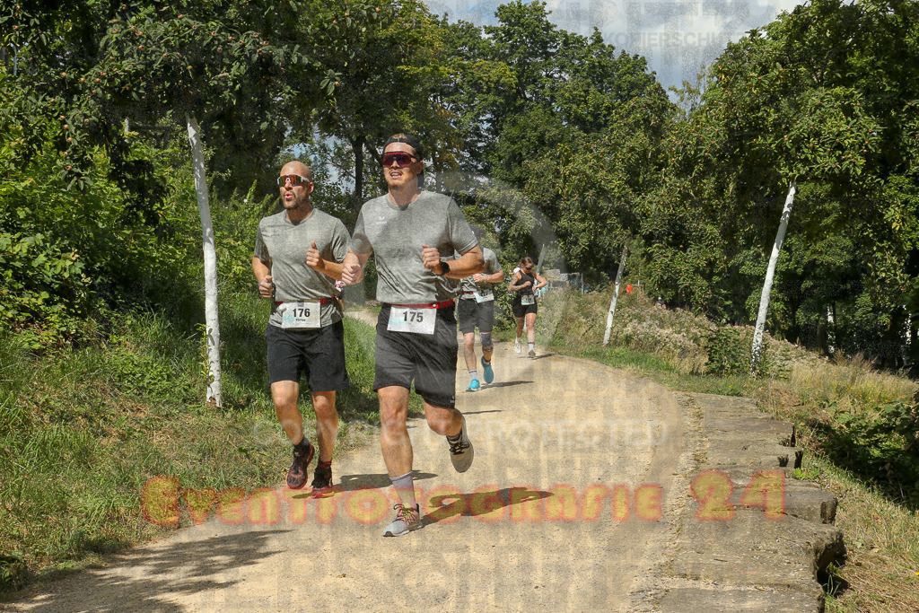 250824_1247_EX1_0522 | Sportfotografie im Rhein-Sieg Kreis, Köln, Bonn, NRW, Rheinland Pfalz, Hessen, etc. Unser Tätigkeitsfeld umfasst den Laufsport vom Volkslauf über den Marathon, Duathlon, Triathon bis zum Ultralauf wie Kölnpfad Ultra oder Schindertrail.