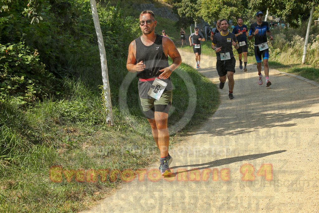 250824_1436_EX1_6848 | Sportfotografie im Rhein-Sieg Kreis, Köln, Bonn, NRW, Rheinland Pfalz, Hessen, etc. Unser Tätigkeitsfeld umfasst den Laufsport vom Volkslauf über den Marathon, Duathlon, Triathon bis zum Ultralauf wie Kölnpfad Ultra oder Schindertrail.