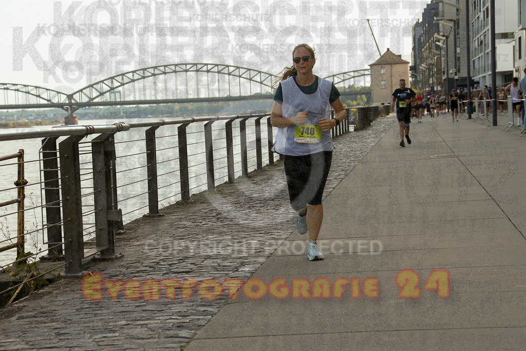 250920_1453_EX1_8108 | Sportfotografie im Rhein-Sieg Kreis, Köln, Bonn, NRW, Rheinland Pfalz, Hessen, etc. Unser Tätigkeitsfeld umfasst den Laufsport vom Volkslauf über den Marathon, Duathlon, Triathon bis zum Ultralauf wie Kölnpfad Ultra oder Schindertrail.