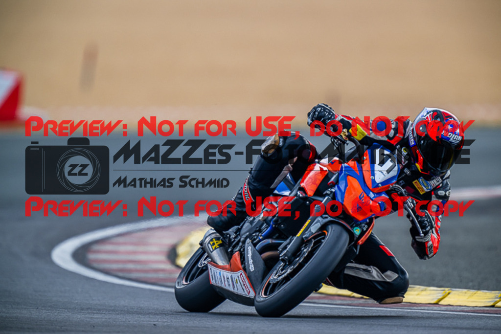 MaZZes_FotoMatrix_220723_5895 | IDM1000