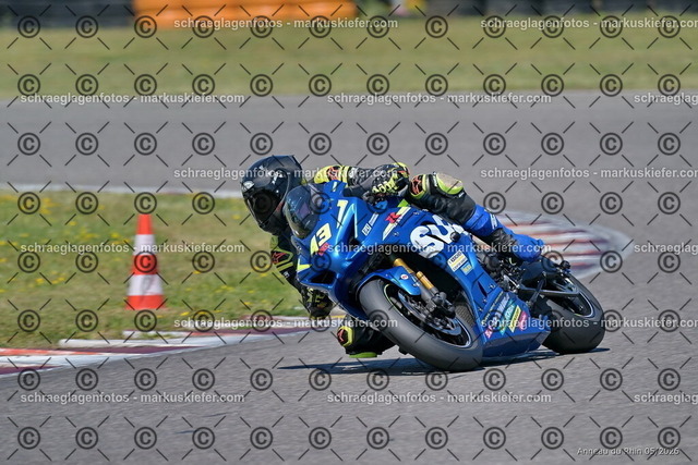 26BT01-1414 | 043 - Realisiert mit Pictrs.com