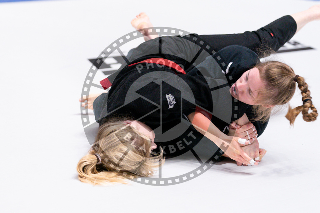 20241013PBB2178 | Athletes compete during the AJP Tour Europe Continental Jiu-Jitsu Amateurs & Masters Championship on October 13, 2024 in Almere near Amsterdam, Netherlands. © Chiara Dazi / photoblackbelt