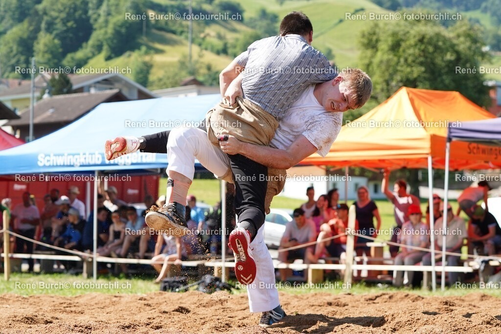 19 | René Burch leidenschaftlicher Fotograf aus Kerns in Obwalden.  Hier finden sie Sport, Landschaft und Natur Fotografie.
 - Realisiert mit Pictrs.com