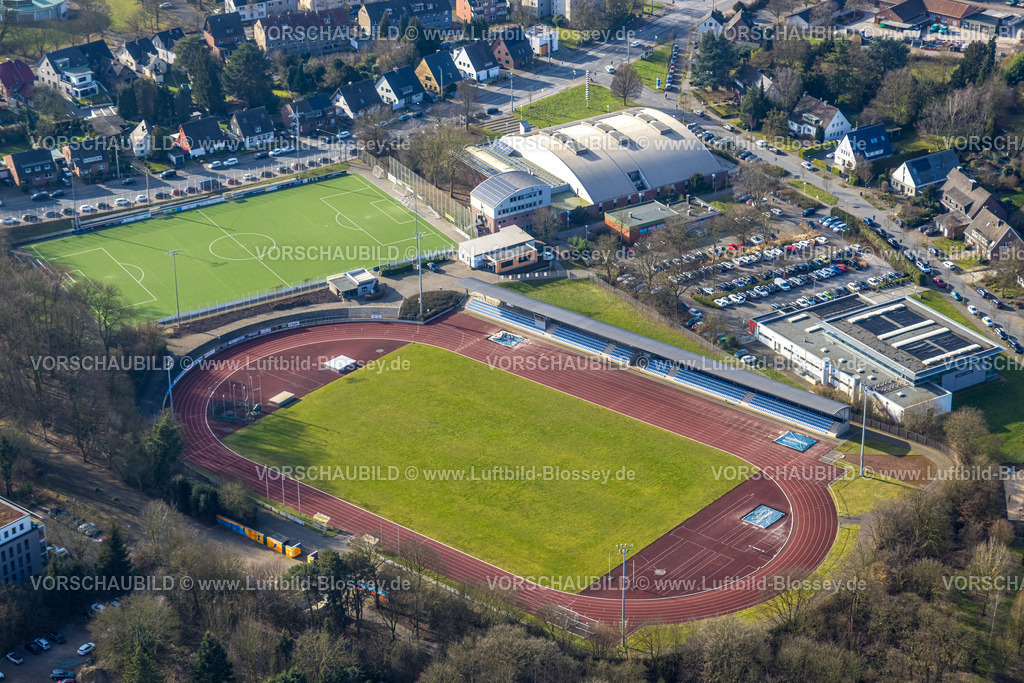 Bottrop250202657Mitte | Luftbild, Sportpark mit Jahnstadion, Fußballstadion und Leichtathletikstadion, Hallenbad und Dieter-Renz-Halle, Süd-West, Bottrop, Ruhrgebiet, Nordrhein-Westfalen, Deutschland