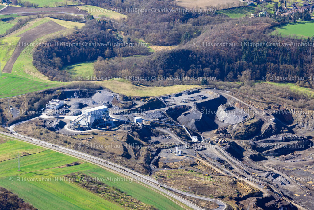 Luftbilder Weibern-9886 | Luftbildfotografie Firmenniederlassungs- Gebäude " Augel GmbH " im Gewerbegebiet an der Straße Windkaulweg in Weibern im Bundesland Rheinland-Pfalz, Deutschland - Realisiert mit Pictrs.com