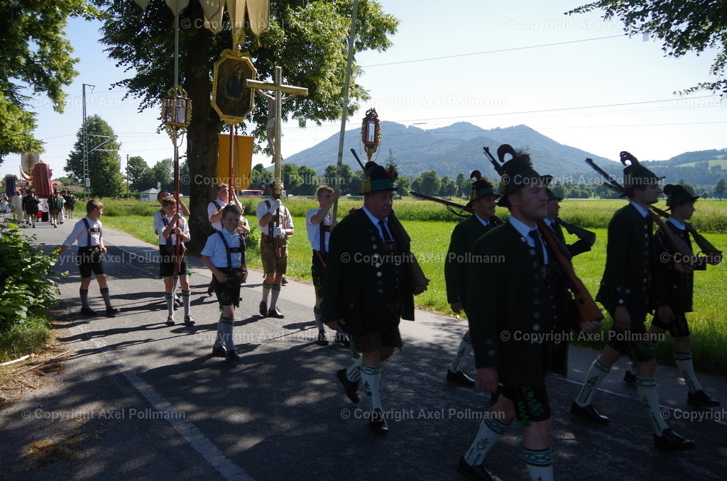 IMGP6086 | fotografiert von Axel PollmannLeonhardi Wallfahrt Benediktbeuern und Murnau, Fronleichnam, Fasching, Landschaft im Loisachtal und Benediktbeuern  - Realisiert mit Pictrs.com