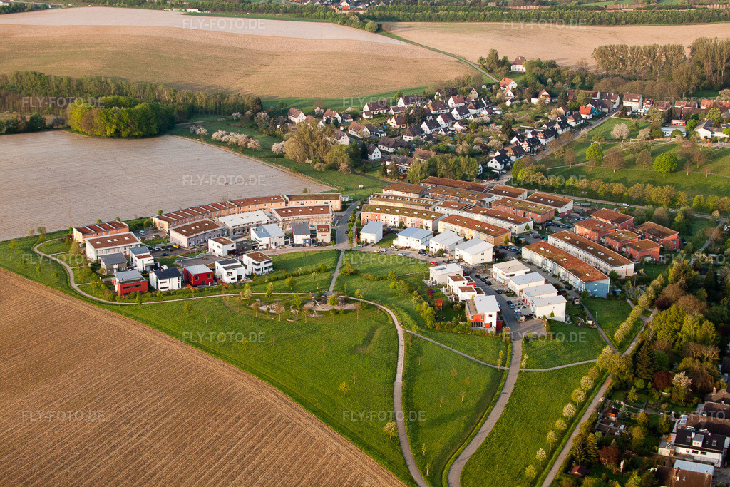 Luftbild: Hohenwettersbach, Fünfzig Morgen im Ortsteil Hohenwettersbach in Karlsruhe im Bundesland Baden-Württemberg in Deutschland. Foto: IMG_26388.jpg vom 28.04.2010 durch Werner Riehm/FLY-FOTO.de