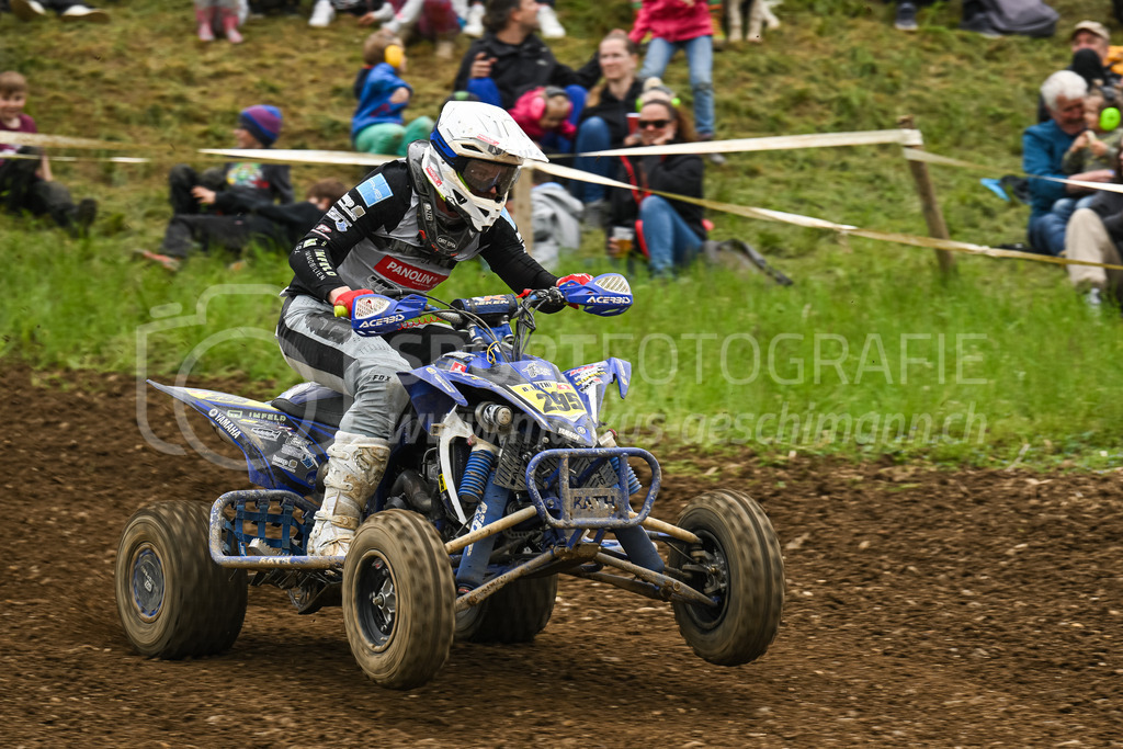Motocross Schlatt bei Winterthur - 30. April 2023 | #295 Luethi Robin aus Altendorf (CH) auf Yamaha in der Kategorie Quad am Motocross Schlatt bei Winterthur, 30. April 2023. 
Instagram: @mx_schlatt | @mc_wila | @sam_schweiz
Bild: Sportfotografie Markus Aeschimann | www.markus-aeschimann.ch - Realisiert mit Pictrs.com