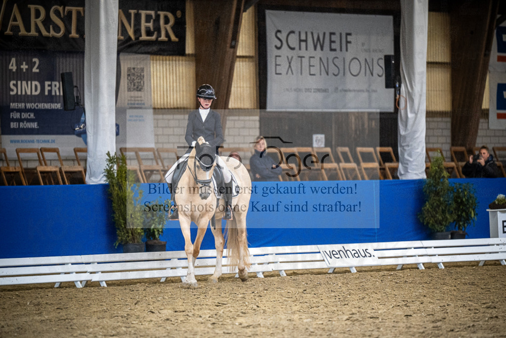 DOS_2743 | Entdecke hochwertige Reitturnierfotos von Foto Oger. Professionell, emotional und authentisch – jetzt Lieblingsmomente im Shop bestellen.Deutschlandweite Turnierfotografie. - Realisiert mit Pictrs.com