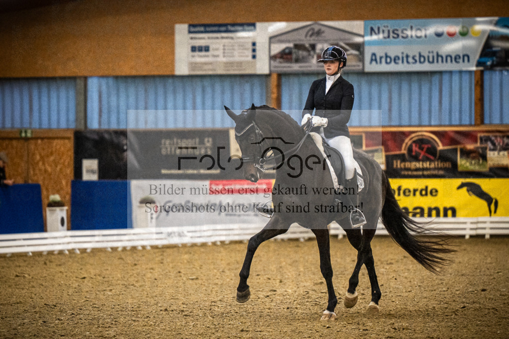 DOS_0680 | Entdecke hochwertige Reitturnierfotos von Foto Oger. Professionell, emotional und authentisch – jetzt Lieblingsmomente im Shop bestellen.Deutschlandweite Turnierfotografie. - Realisiert mit Pictrs.com