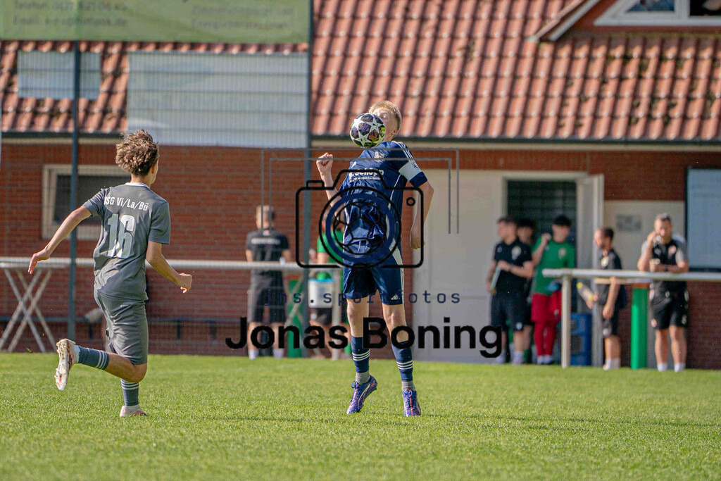 Fußball I C-Junioren I Saison 2025-2026 I Pfingsturnier Langförden I 12242 | jns.sportfotos - Realisiert mit Pictrs.com