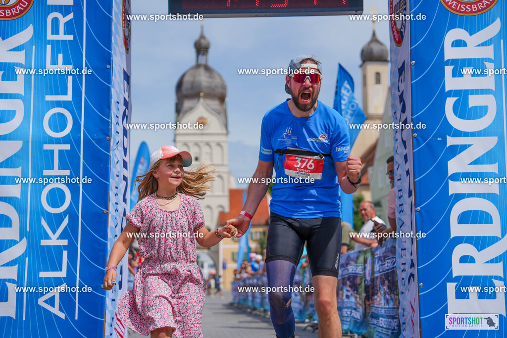 DSC05075 | Stadttriathlon Erding 2025. #yourpictrs #sportshot_your_pictrs @Sportshotphotography #stadttriathlonerding Copyright: www.sportshot.de