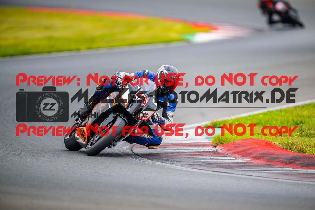 MaZZes_FotoMatrix_240724_6007705_7311 | ROT