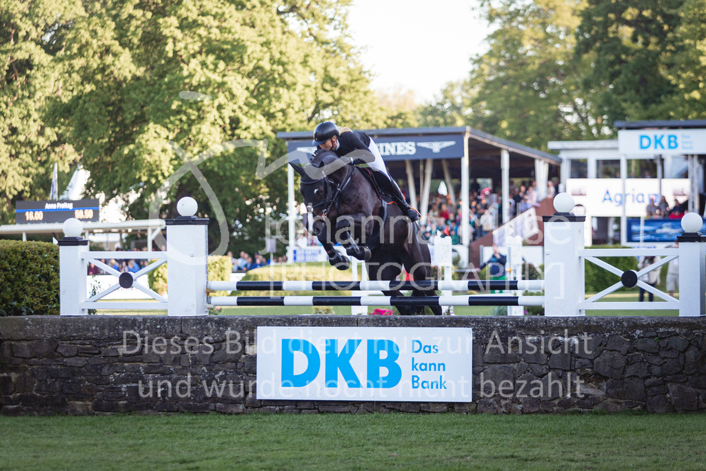 240511_Hamburg_SpeedDerby-252 | Deine schönsten Turniermomente als professionelle Fotos! Entdecke hochwertige Pferdesport-Fotografie im Online-Shop. Jetzt Fotos finden & bestellen!