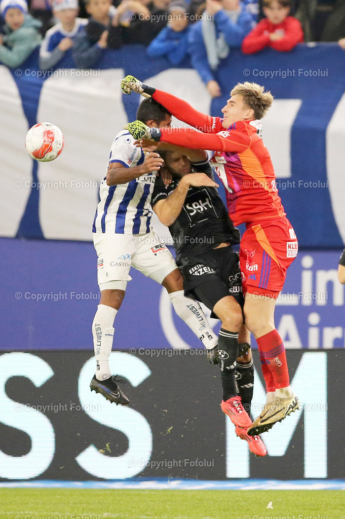 A_LUI_191024_13 | SPORT,FUSSBALL,ADMIRAL BUNDESLIGA BLAU WEISS SILINZ-RZ PELLETS WAC 19.10.2024 IM BILD :RONIVALDO (BL.WEISSLINZ) UND NIKOLAS POLSTER (WAC) FOTOLUI/MW