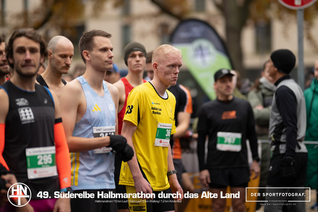 Süderelbe Halbmarathon 2025 I 09.11.2025 I Fotograf_DerSportfotograf.I 00290 | Der Sportfotograf. - Realisiert mit Pictrs.com