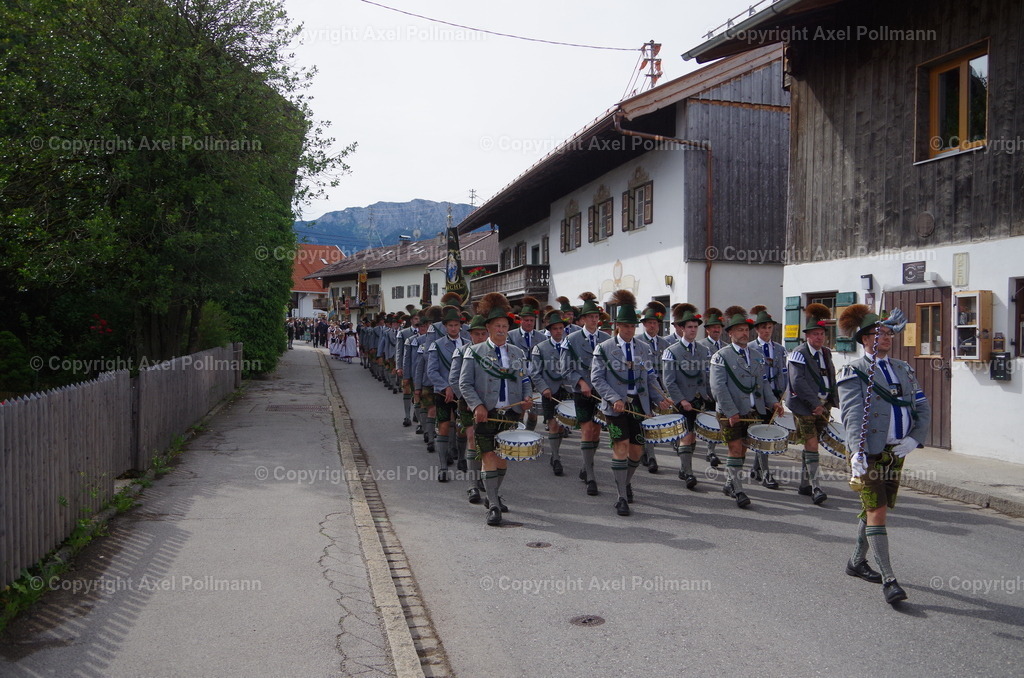 IMGP5062 | fotografiert von Axel PollmannLeonhardi Wallfahrt Benediktbeuern und Murnau, Fronleichnam, Fasching, Landschaft im Loisachtal und Benediktbeuern  - Realisiert mit Pictrs.com
