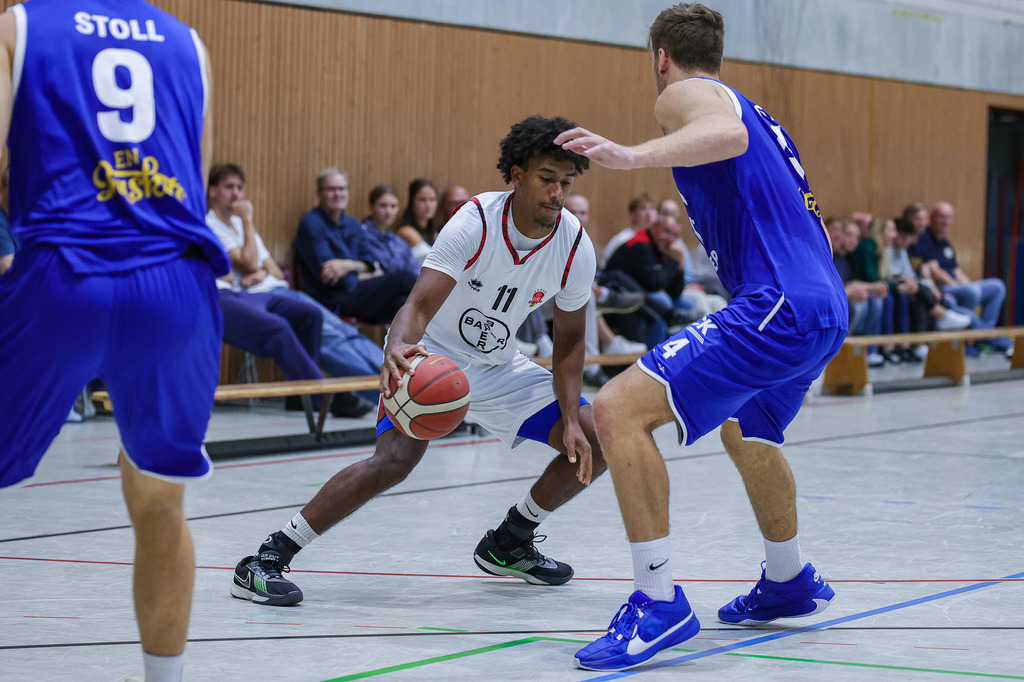 Regio Test BAYER GIANTS vs EN Baskets Schwelm-13 | Fotos von Basketballspielen aus dem Raum NRW fotografiert von Gero Mueller-Laschet und Daniel Schaefer - Realisiert mit Pictrs.com