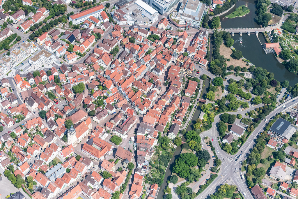 dr__0015800.jpg | BIETIGHEIM-BISSINGEN 03.08.2018 Altstadtbereich und Innenstadtzentrum in Bietigheim-Bissingen im Bundesland Baden-Württemberg, Deutschland. // Old Town area and city center in Bietigheim-Bissingen in the state Baden-Wurttemberg, Germany. Foto: Daniel Reiter