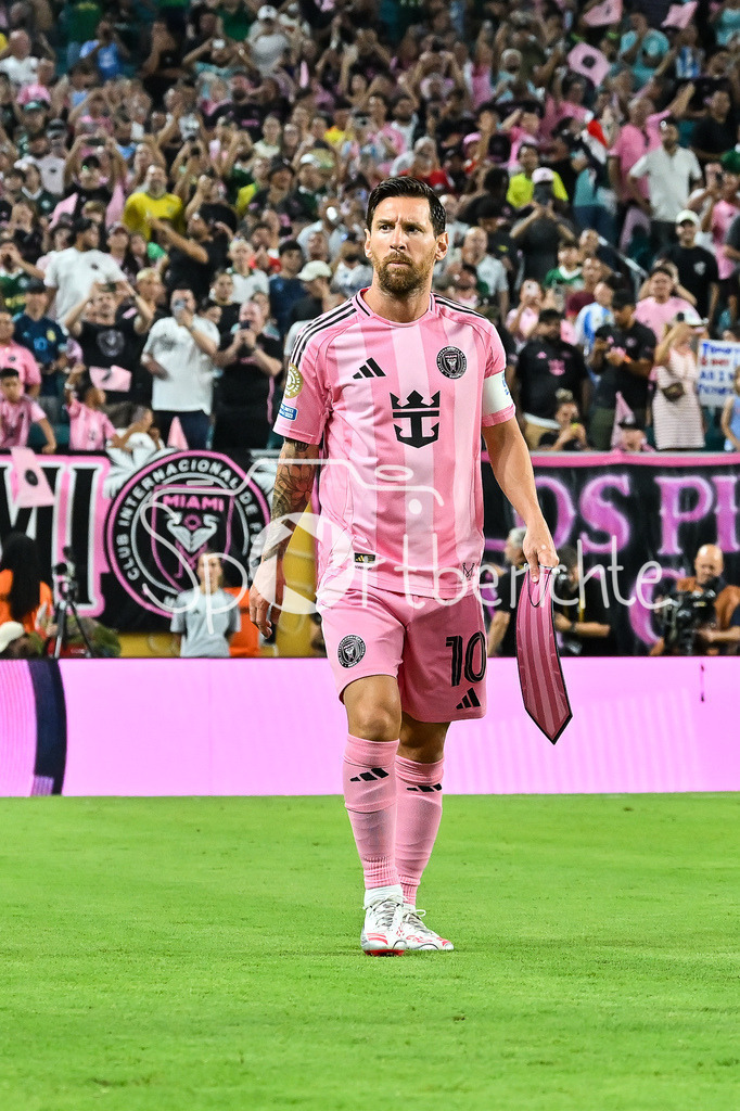 Inter Miami CF - Palmeiras Sao Paulo | im Bild Lionel MESSI (Inter Miami 10) / Einzelfoto / Freisteller / FIFA Club World Cup: Inter Miami CF - Palmeiras Sao Paulo, Hard Rock Stadium am 23.06.2025 / NOT FOR SALE IN USA