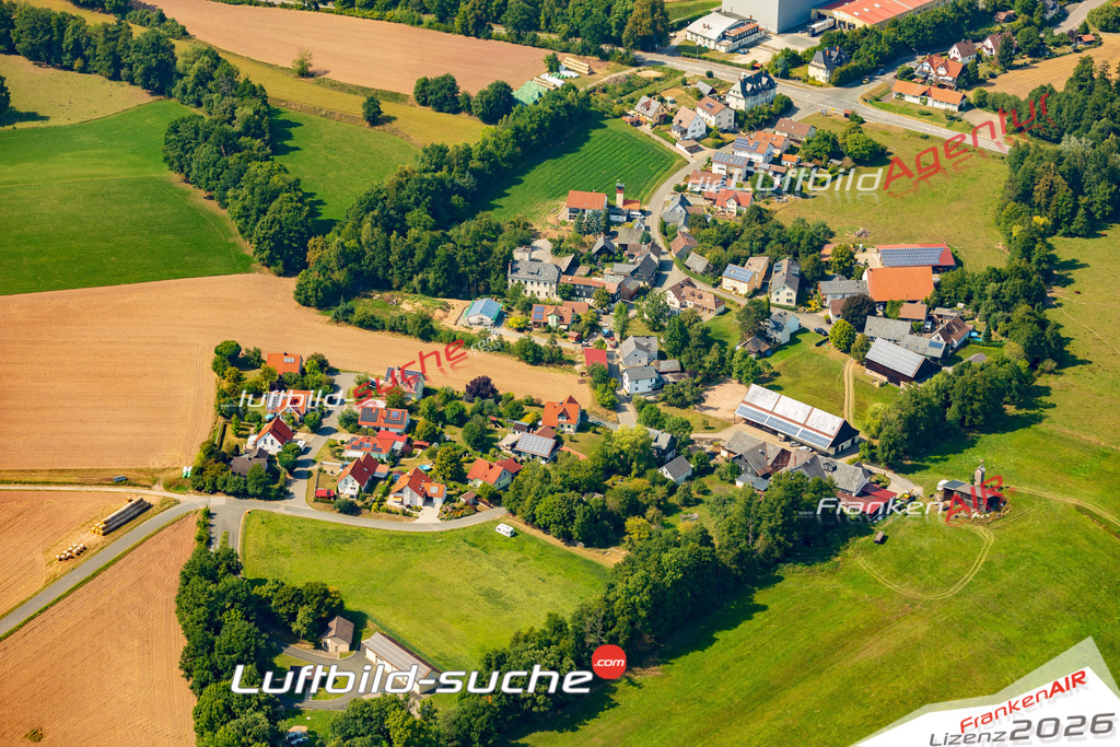 Schrägluftbild  Steinach an der Steinach  Mitwitz - Das Luftbild wurde 2025 vom UL-Flugzeug heraus erstellt (ohne Drohne- keine Drohnenaufnahme ) - Hochauflösende Luftaufnahme -Nicht vergleichbar mit Google Maps oder Satelittenbilder- Die Geschenkidee !Mit Lizenz und Bildrechte bestellbar