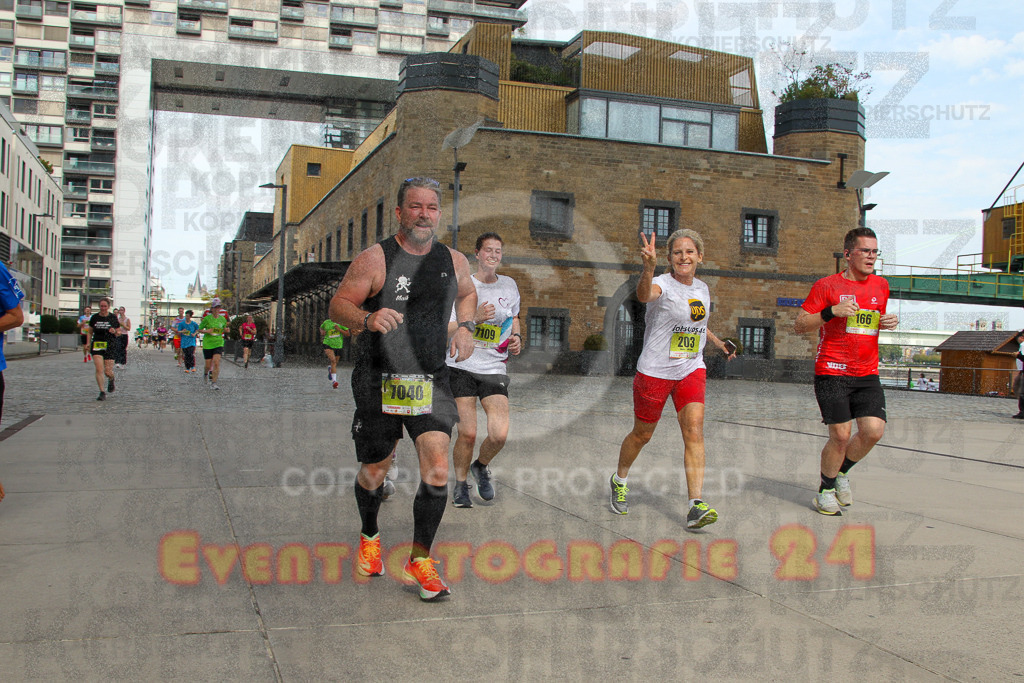 250920_1328_EV4_5673 | Sportfotografie im Rhein-Sieg Kreis, Köln, Bonn, NRW, Rheinland Pfalz, Hessen, etc. Unser Tätigkeitsfeld umfasst den Laufsport vom Volkslauf über den Marathon, Duathlon, Triathon bis zum Ultralauf wie Kölnpfad Ultra oder Schindertrail.