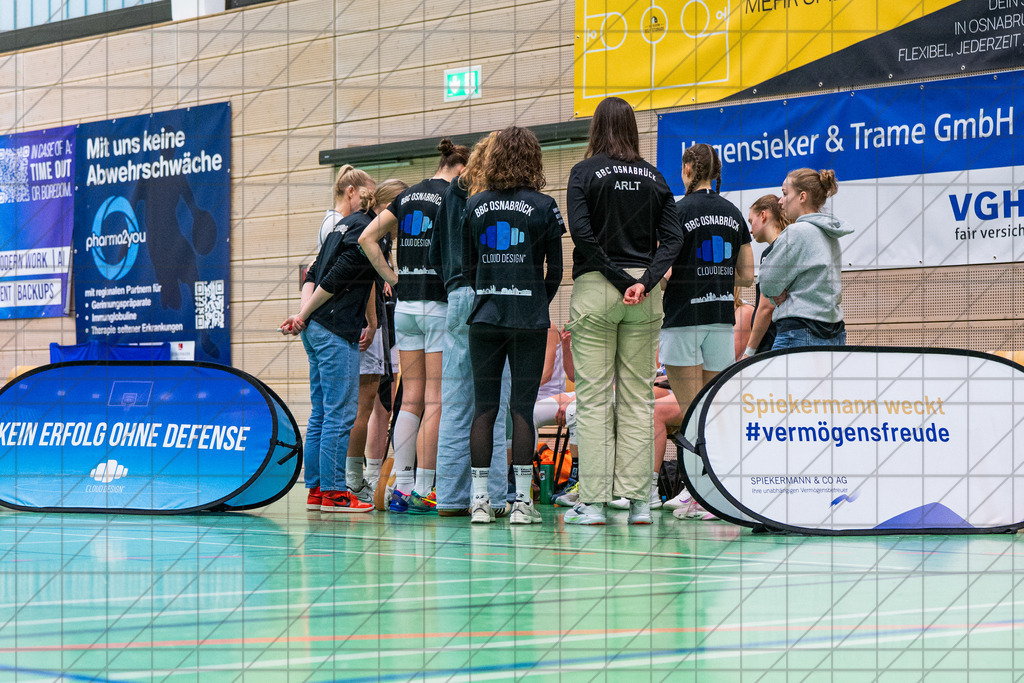2. DBBL Nord 25/26 | Spieltag 10 | BBC Osnabrück vs. Hürther BC | //  07.12.25: 2. DBBL Nord 25/26 | Spieltag 10 | BBC Osnabrück vs. Hürther BC / Osnabrück / Deutschland  //   CREDIT:www.bullenfotos.de, Martin König, Hörner Weg 40, D-49078 Osnabrück, +4917663732967 // Nutzung und Weitergabe nur zu den vereinbarten Zwecken. Presseanfragen an Ersteller. Alle Rechte beim Ersteller. Honorierung nach MFM. - Realisiert mit Pictrs.com