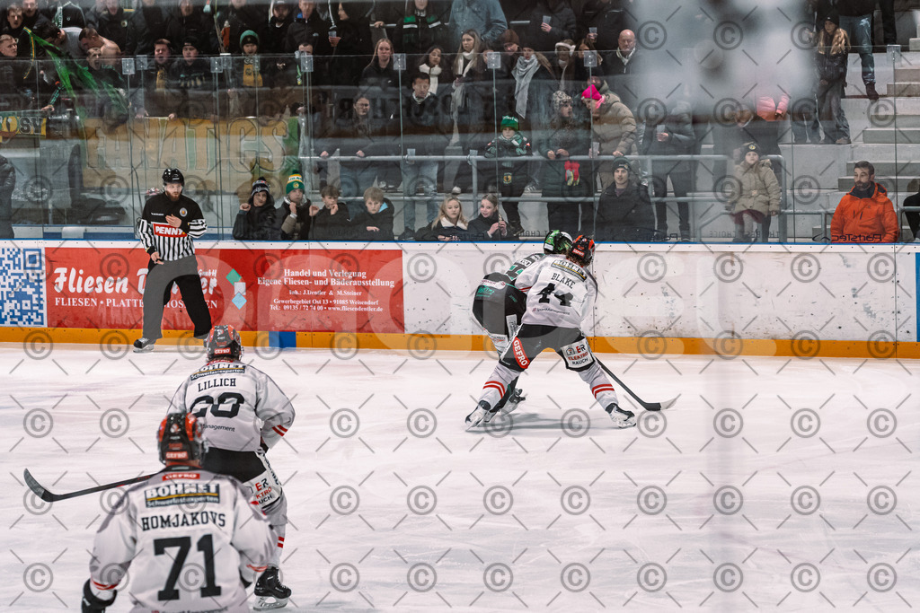 Alligators_vs_Memmingen_05_12_2025-066 | Höchstadt Alligators Fotogalerie: Eishockey-Action aus Franken. Professionelle Spielfotos, Portraits & Stadionbilder zum Download. Jetzt entdecken! - Realisiert mit Pictrs.com