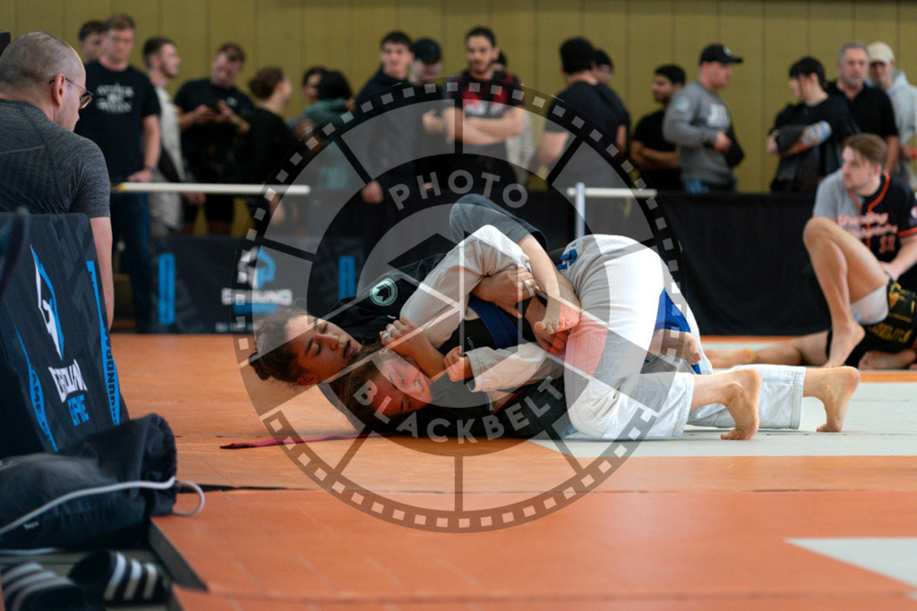 20240915PBB2201 | Athletes compete during the Grappling Industries’ grappling and Brazilian jiu-jitsu competition in Berlin, on September 15, 2024.