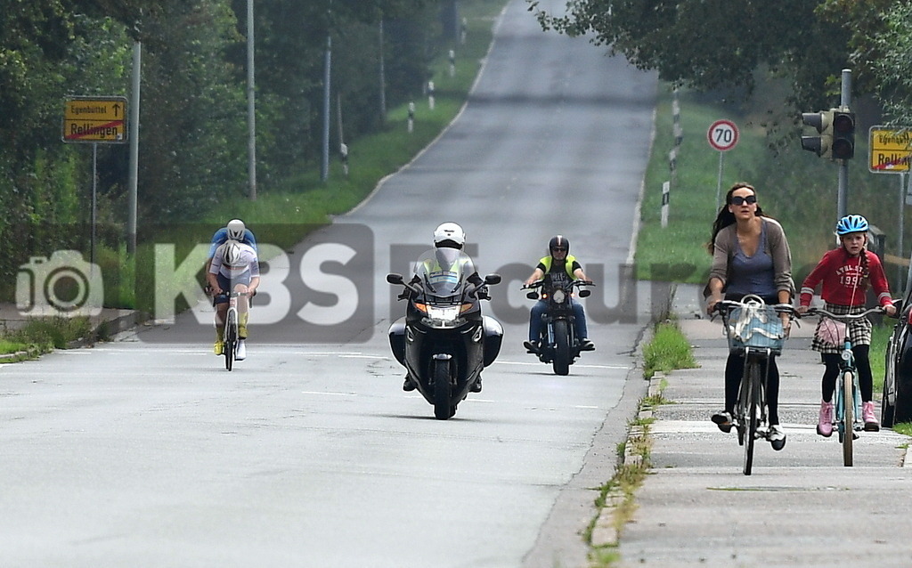 KBS Picture_Cyclassics-Hamburg2023_200823_033 | Cyclassics auf der Pinneberger Strasse in Rellingen ,Bemer Cyclassics Hamburg Radrennen 2023 , Durch Hamburg und Schleswig-Holsten ,UCI-WorldTour-Rennen Profi-Elite Herren ca.200KM , Amateurradfahrer Jedermann Rennen 60KM ,Amateurradfahrer Jedermann Rennen 100KM , - Realisiert mit Pictrs.com
