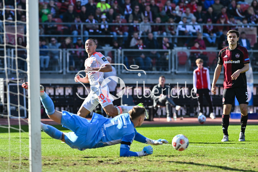 1. FC Nürnberg - Fortuna Düsseldorf | NUREMBERG, GERMANY - 07. MARCH:  Marin LJUBICIC (Fortuna Düsseldorf 20) scheitert mit seinem Torschuss an Jan REICHERT (1. FC Nuremberg 1) während dem Match zwischen dem 1. FC Nürnberg und Fortuna Düsseldorf am 25. Spieltag der 2. Bundesliga im Max Morlock Stadion / DFL REGULATIONS PROHIBIT ANY USE OF PHOTOGRAPHS AS IMAGE SEQUENCES AND/OR QUASI-VIDEO