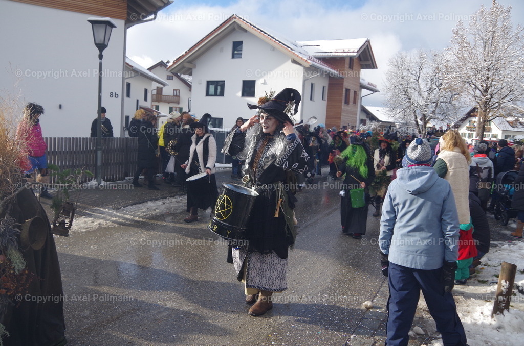 IMGP3173 | fotografiert von Axel PollmannLeonhardi Wallfahrt Benediktbeuern und Murnau, Fronleichnam, Fasching, Landschaft im Loisachtal und Benediktbeuern  - Realisiert mit Pictrs.com