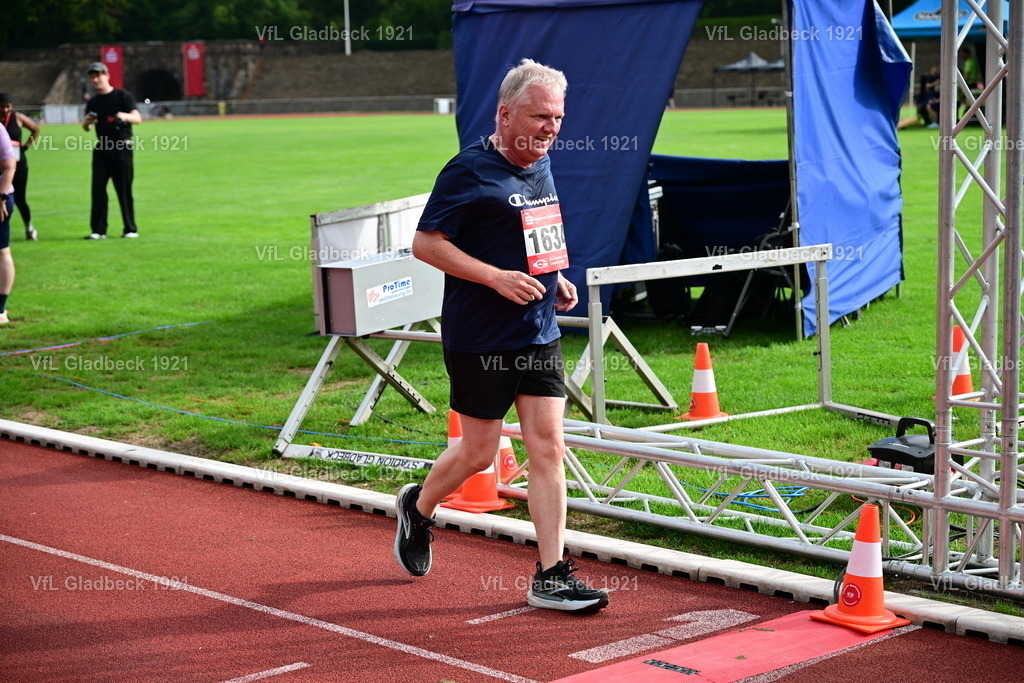 2026-08-23_Sparkassenauf_5km_RM_02000 | Die Fotografen - Realisiert mit Pictrs.com