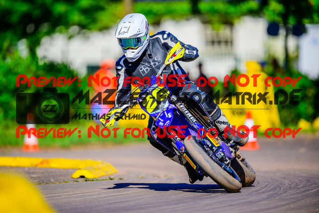 MaZZes_FotoMatrix_240816_6007705_2-129 | UE40