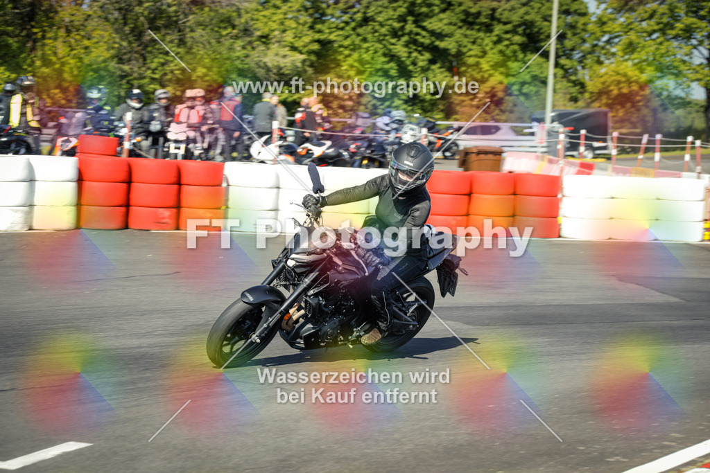 OBK_Mai_Martina_Markus-10315 | Hier findet Ihr Bilder von Touristenfahrten auf der Nürburgring Nordschleife oder von anderen Veranstaltungen die ich besucht habe. Viel Spass beim Durch Schauen 