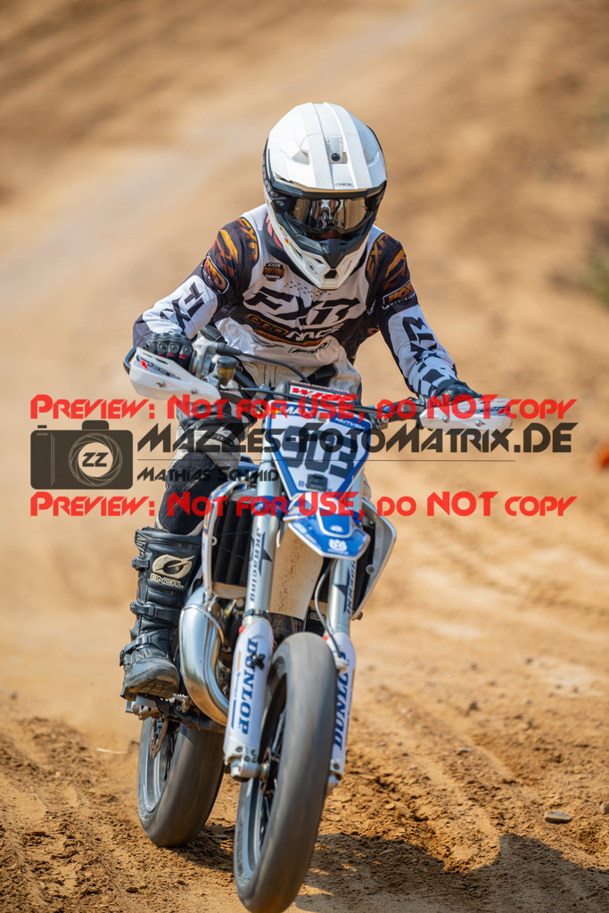 MaZZes-Fotomatrix-20260816-615325 | ROOKIES