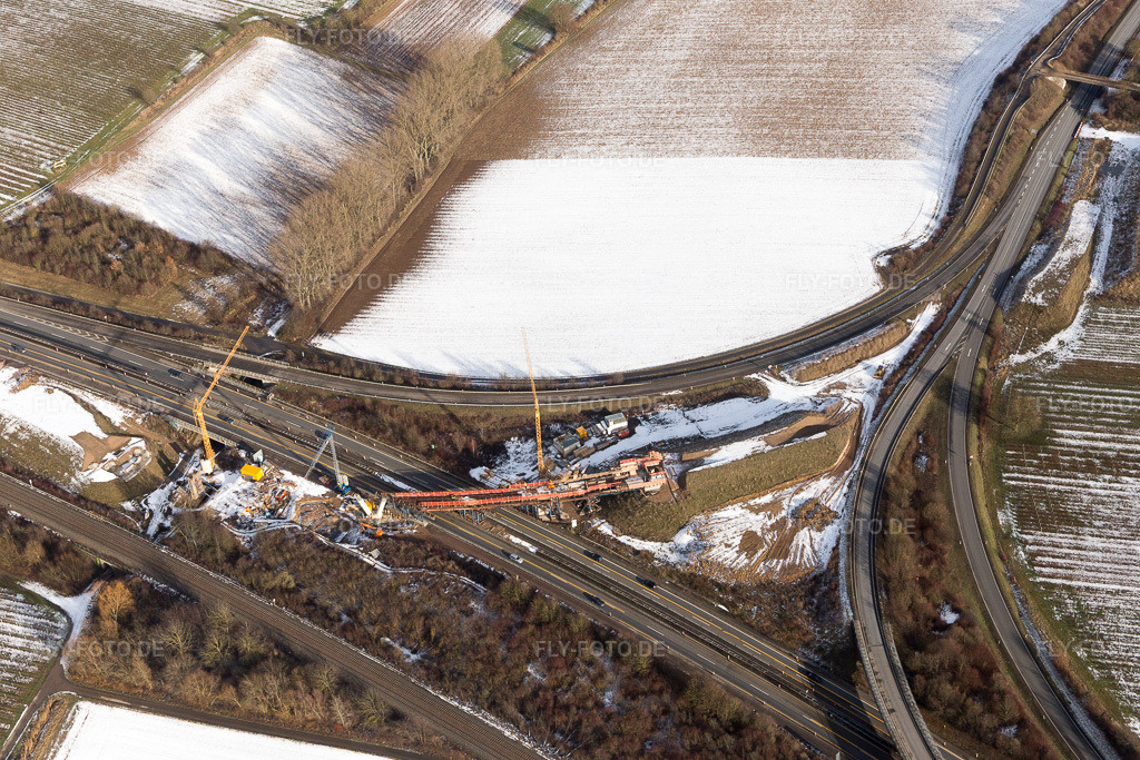 Luftbild: Dammheim, Baustelle der neuen Brücke für Ausfahrt der A65 Landau Nord im Ortsteil Dammheim in Landau im Bundesland Rheinland-Pfalz in Deutschland. Foto: IMG_096243.jpg vom 15.01.2017 durch Werner Riehm/FLY-FOTO.de