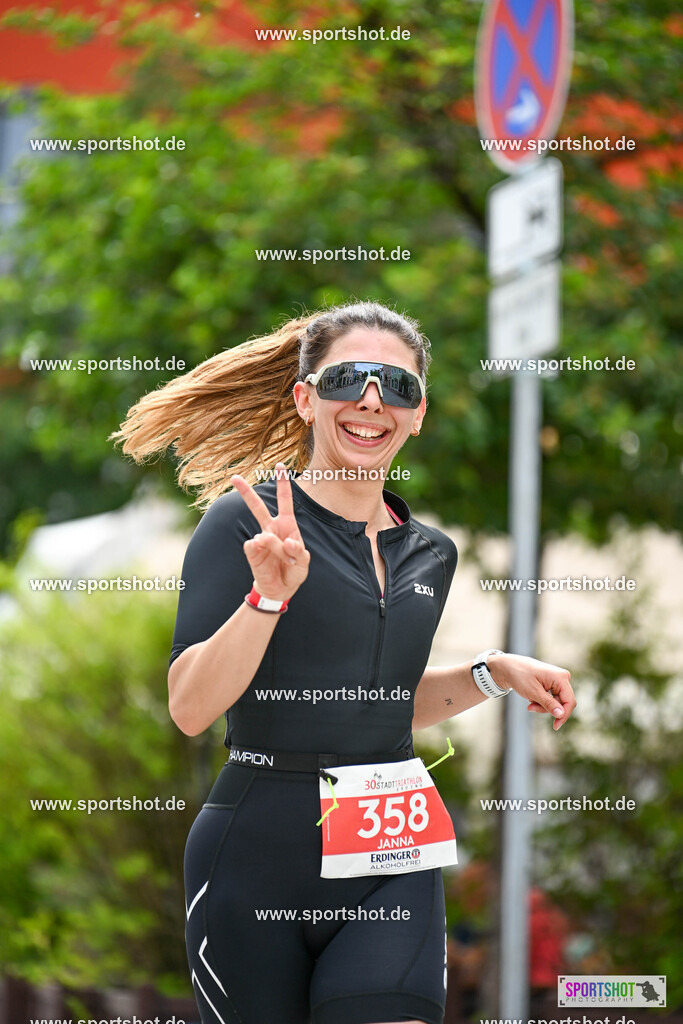SZI_7973 | Stadttriathlon Erding 2025. #yourpictrs #sportshot_your_pictrs @Sportshotphotography #stadttriathlonerding Copyright: www.sportshot.de