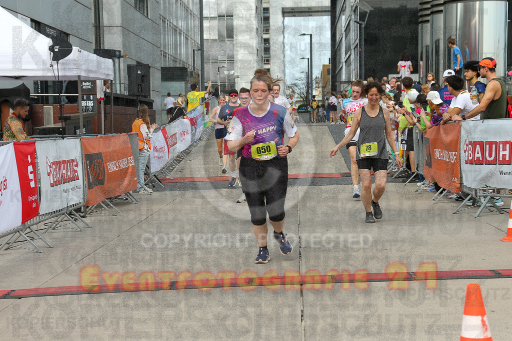 250920_1329_EX1_4925 | Sportfotografie im Rhein-Sieg Kreis, Köln, Bonn, NRW, Rheinland Pfalz, Hessen, etc. Unser Tätigkeitsfeld umfasst den Laufsport vom Volkslauf über den Marathon, Duathlon, Triathon bis zum Ultralauf wie Kölnpfad Ultra oder Schindertrail.