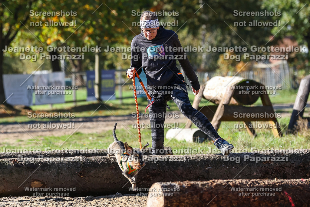 Dog Paparazzi - Strongdog 10-25-2549 | Dog Paparazzi Jeanette Grottendiek Fotografie & Videografie - Realisiert mit Pictrs.com