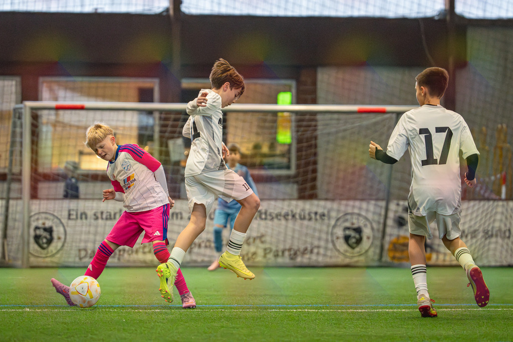 blr.pics-154 | Professionelle Fußball- und Sportfotografie. Spielbilder online ansehen und kaufen – Einzelbilder oder komplette Galerien in hoher Qualität. - Realisiert mit Pictrs.com