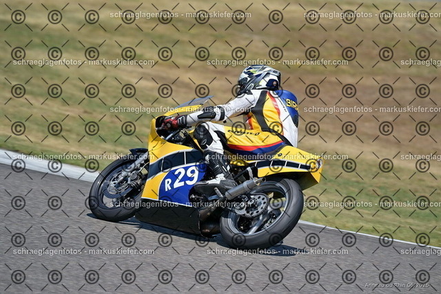 26bc03-2134 | markuskiefer.com - Realisiert mit Pictrs.com