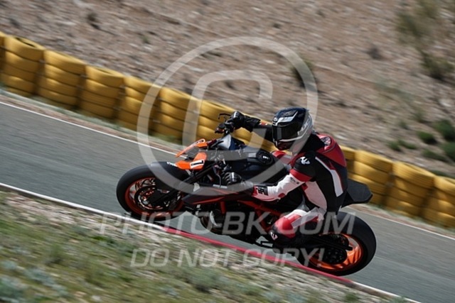 2025_03_10_PBK_14197 | Sportfotografie; SlowMotion; Video; Rennstrecke; Hafeneger; Speer; Racing; RSE; BMW; CBO; Trackday; Motorsportarena; Hockenheimring; Brno; Most; Barcelona; Valencia