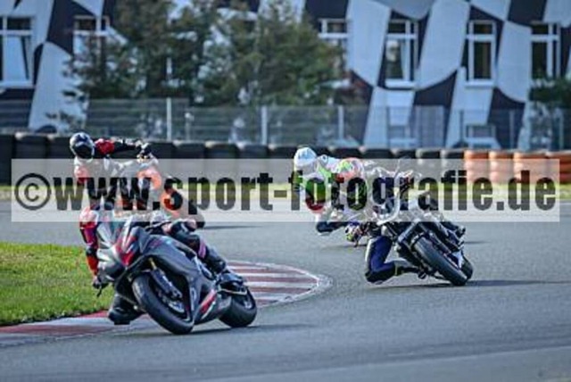 spof3229 | Professionelle Fotos von Sportveranstaltungen, aber auch Hochzeiten und anderen Events. - Realisiert mit Pictrs.com