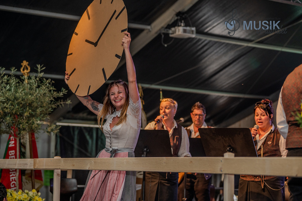 DSC_4931 | "Fussifoto.com – Ihr Ansprechpartner für hochwertige Fotografie! Entdecken Sie kreative Bilder und professionelle Dienstleistungen. Kontaktieren Sie uns für Ihre Projekte!"